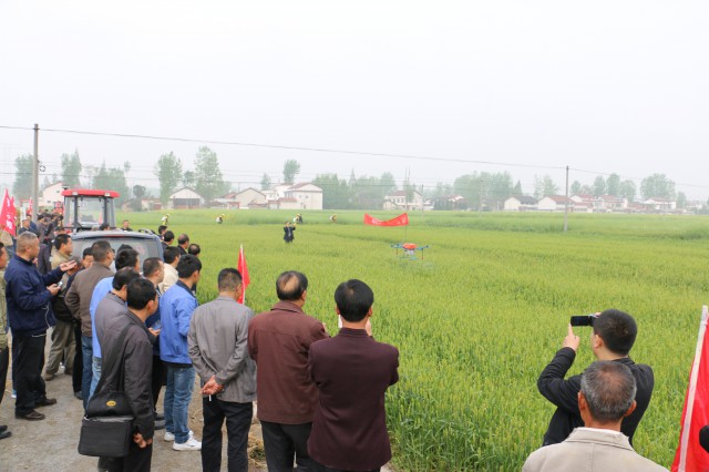 植保无人机现场演示 植保无人机现场演示